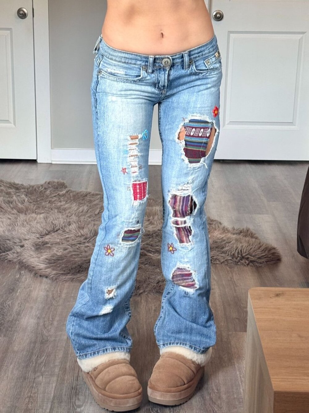 Y2K 2000s Z. Cavaricci Low Rise Flare Jeans Distressed Beaded Light Wash Size 5